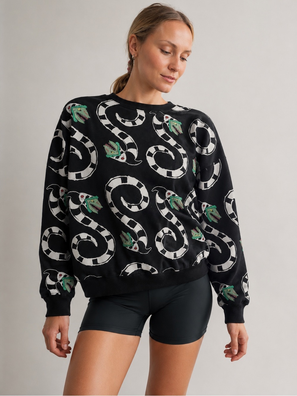 Beetlejuice sandworm crewneck sweatshirt adult large boxy oversized